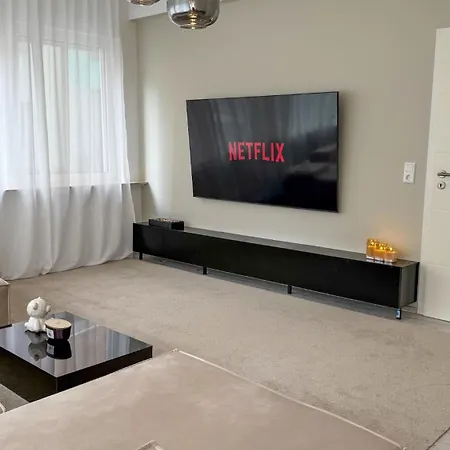 Zentral & Modern Naehe Duesseldorf Und Koeln アパート