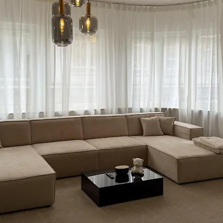 Zentral & Modern Naehe Duesseldorf Und Koeln Apartment